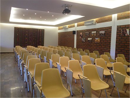 La salle de conférence du BadaLodge à Bamako